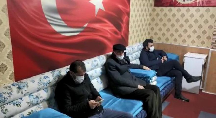 Darıca'da  yapılan baskında 14 kişiye ceza