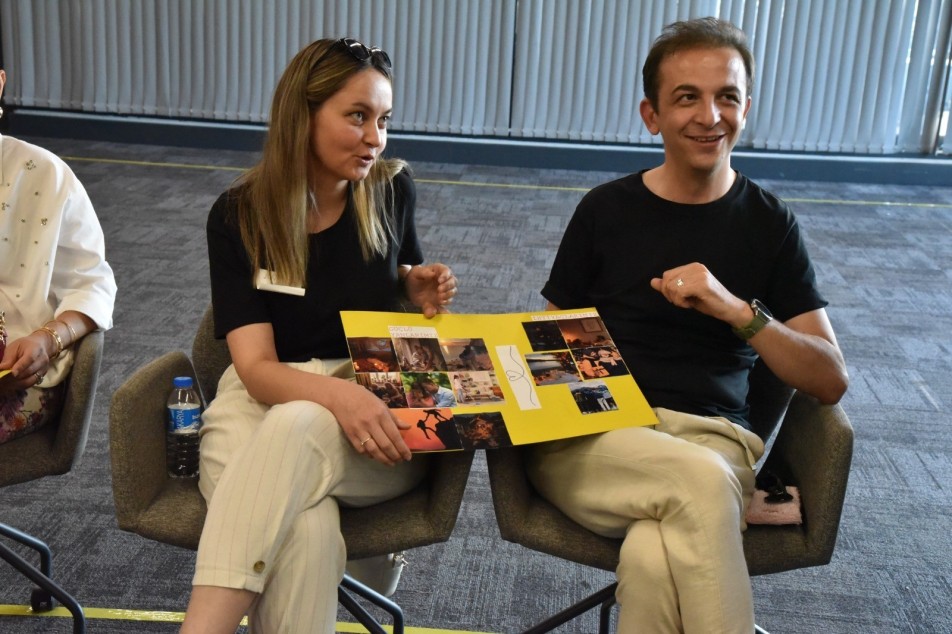 Başiskele Belediyesi, evli veya evlilik hazırlığındaki çiftlere sağlıklı aile hayatı kurmaları için eğitimler sunuyor. 2022...