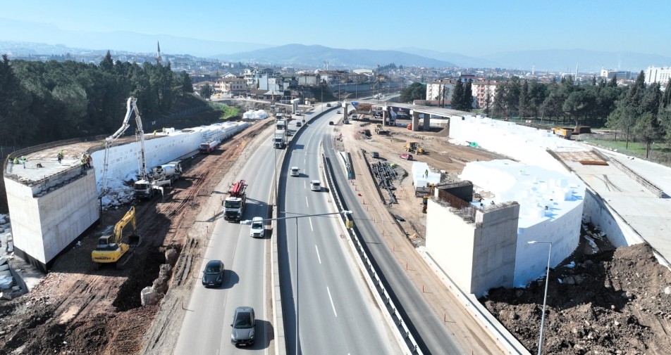 İzmit’te Anne ve Oğlunun Darp Edilmesine İlişkin Gözaltına Alınan 3 Şüpheliden 1'i Tutuklandı
