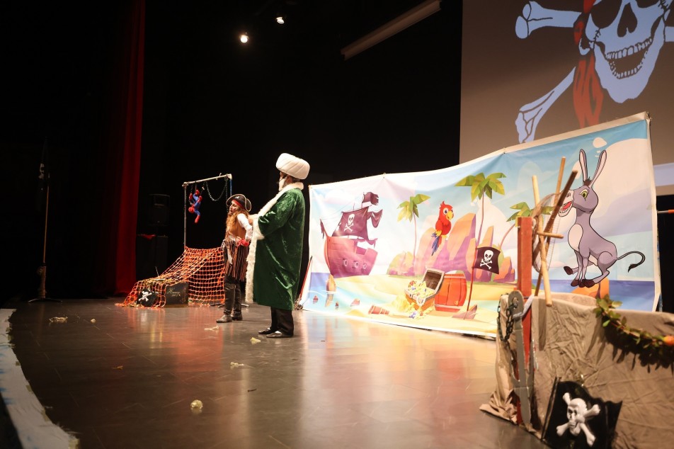 Çayırova Belediyesi, aralık ayı boyunca çocuklar ve yetişkinlere yönelik tiyatro ve sinema gösterimlerinden oluşan ücretsiz...