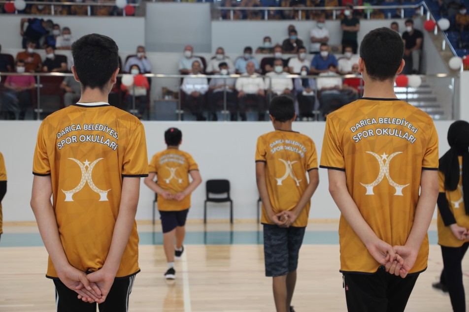 Darıca Belediyesi, 7-18 yaş arası çocuk ve gençlere yönelik Kış Spor Okulları için kayıtları açtı.Bu...