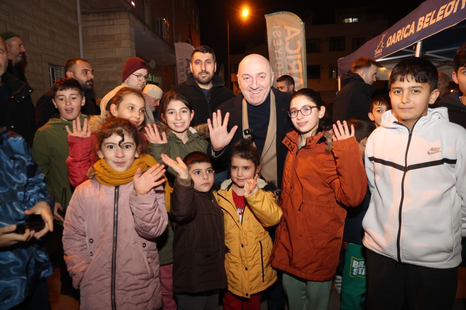 Darıca Belediyesi tarafından “Nerede o eski Ramazanlar” dedirten etkinlikler, ilçenin tüm mahallelerinde aralıksız sürüyor. Belediye...