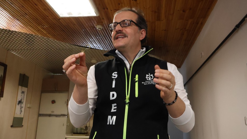 Beyaz Kalpler’den Deprem Tatbikatı: Simülasyon Odasında Gerçekçi Deneyim