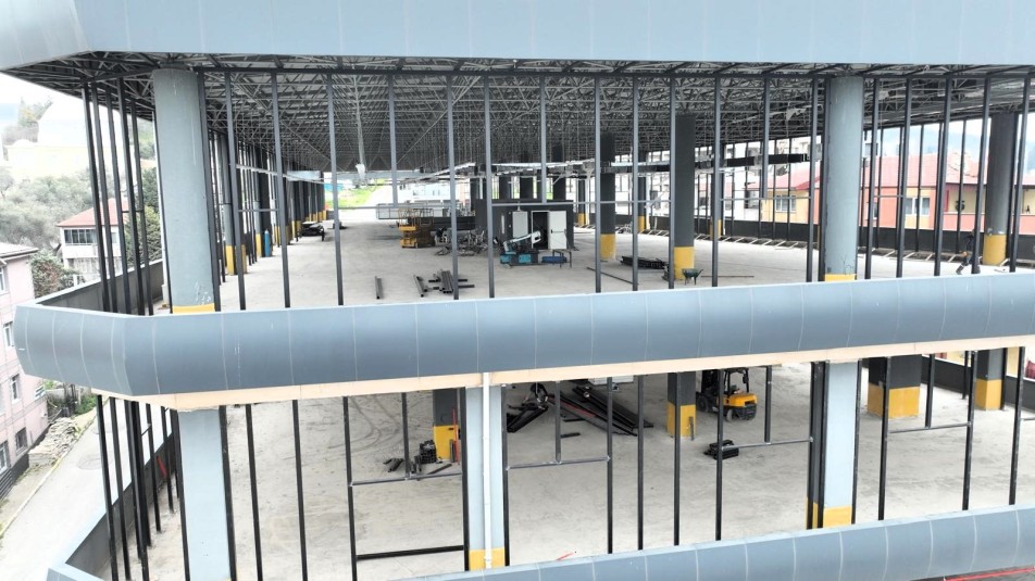 Dilovası Belediyesi Tek Çatı Altında Toplanıyor: Yeni Hizmet Binasında Dönüşüm Sürüyor