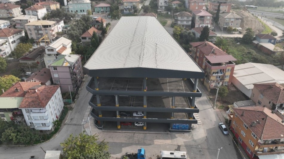 Dilovası Belediyesi'nin hizmet birimlerini tek noktada toplayacak yeni bina için ihale tarihi belli oldu. Dilovası'nda...