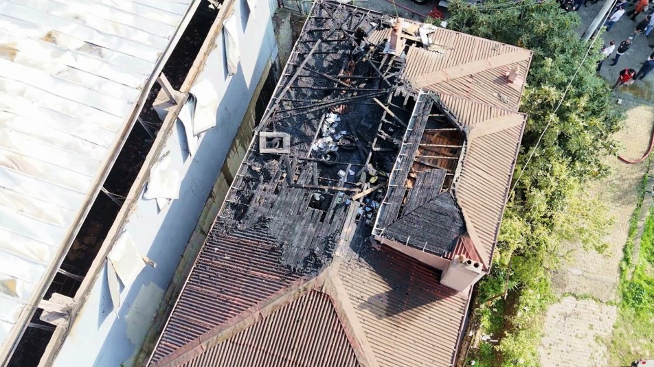 Dilovası'nda 6 kişinin hayatını kaybettiği, 4 kişinin yaralandığı parfüm dolum tesisindeki yangına ilişkin soruşturmada 3...