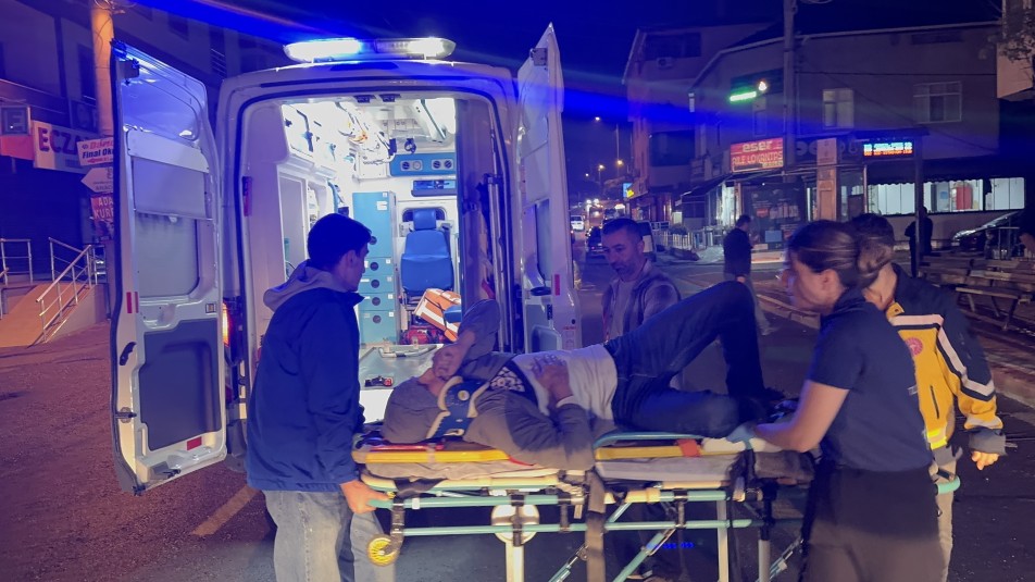 Kocaeli'nin Darıca ilçesinde otomobil ile elektrikli bisikletin çarpışması sonucu bir kişi hafif yaralandı. Kaza, Fevzi...