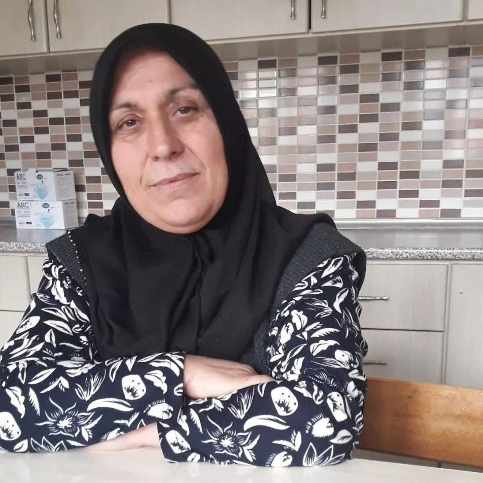 Kocaeli'nin Dilovası ilçesinde parfüm dolum tesisinde 6 kişinin hayatını kaybettiği yangınla ilgili detaylar ortaya çıkmaya...