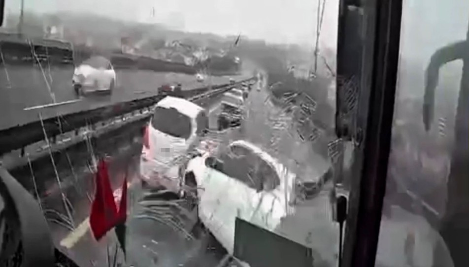 8 Kişinin Yaralandığı Kazanın Görüntüleri Ortaya Çıktı