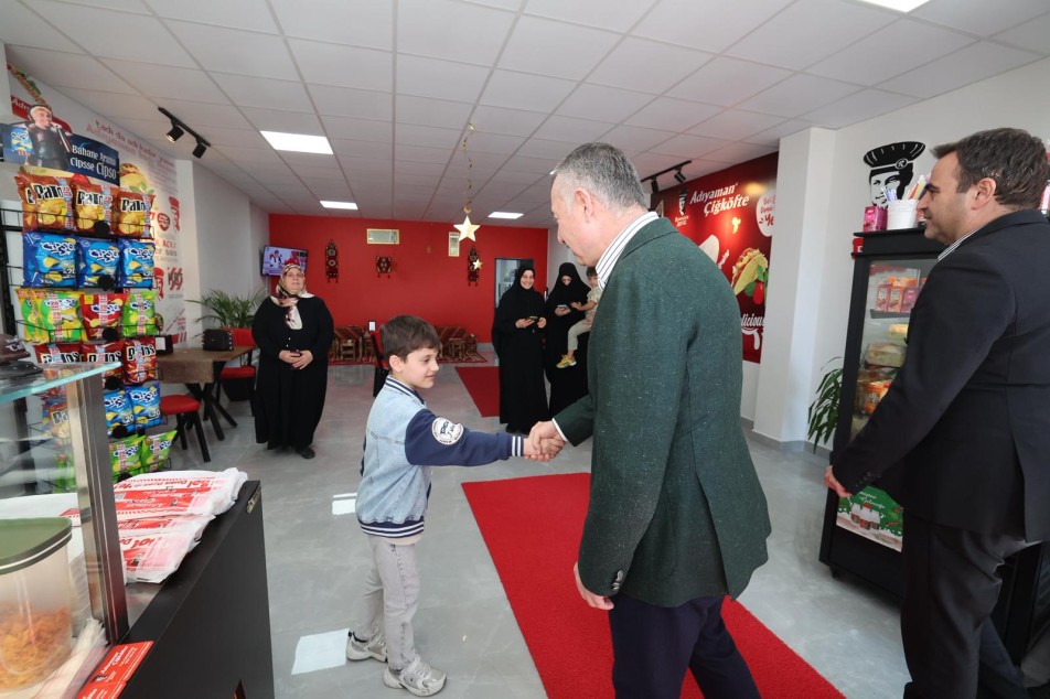 Başkan Büyükakın’dan Esnafa Ziyaret