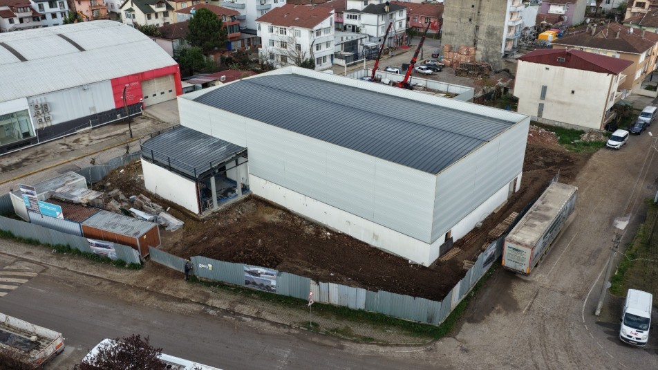 Başiskele'nin Spor Yatırımı Yükseliyor: Genc-i Âlâ'da Sona Yaklaşıldı