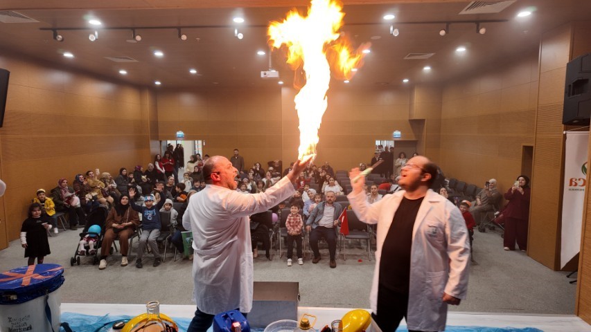 Gonca’da 23 Nisan Kahkahalarla Kutlandı