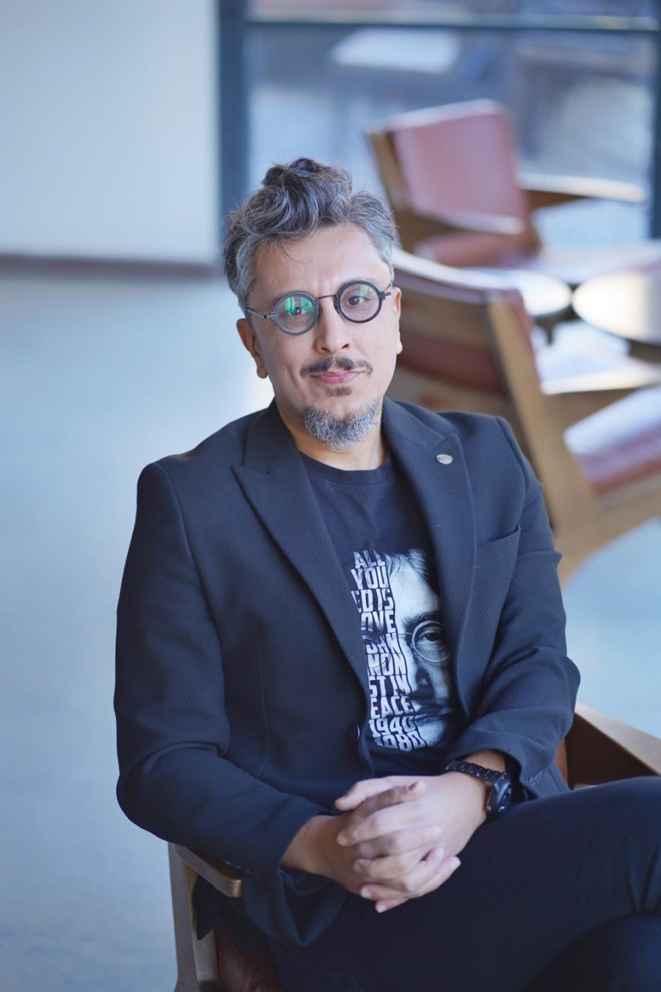 "Satu Mare'de Dinle Beni" Kitabı Raflardaki Yerini Aldı