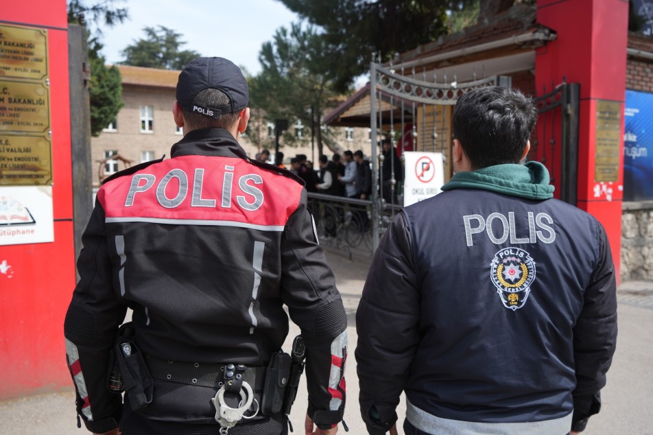 Kocaeli Polisi Okul Önlerinde Teyakkuzda