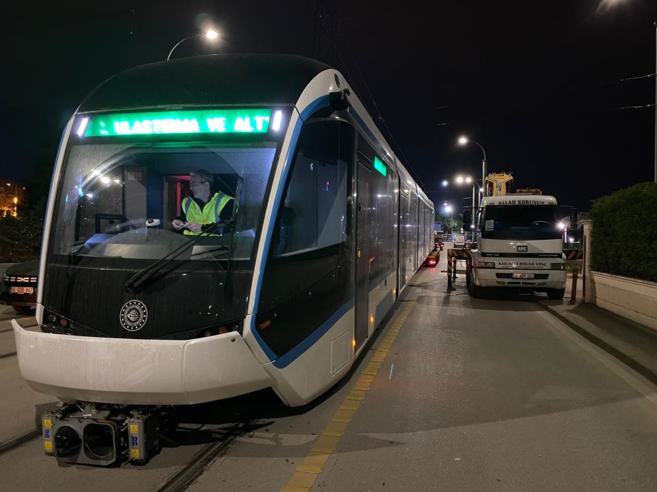 Kocaeli Raylı Sistemde Güçleniyor: Yeni Tramvayların Sonuncusu Raylarda