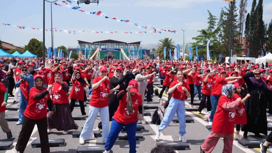 Başkan Büyükakın: "Kocaeli’nin Kadınlarını 32 Ton Hafiflettik"