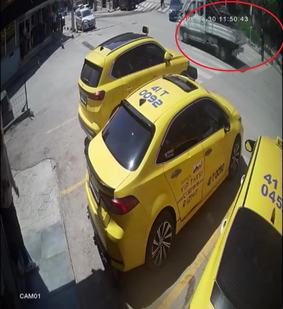 Trafikte Görme Engelli Vatandaşın Zor Anları