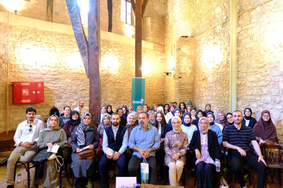 Kocaeli’den İstanbul’a Edebi Köprü