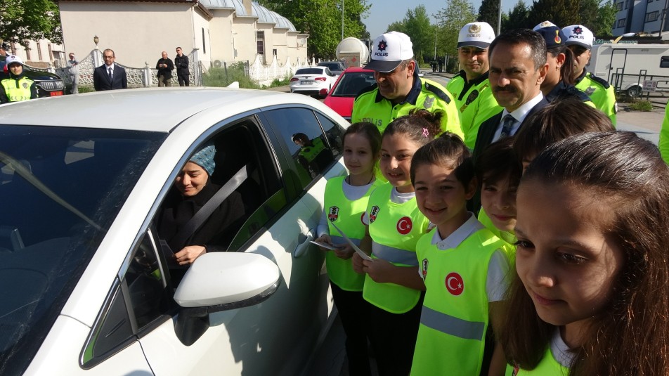 Minik Trafik Dedektifleri Görevde