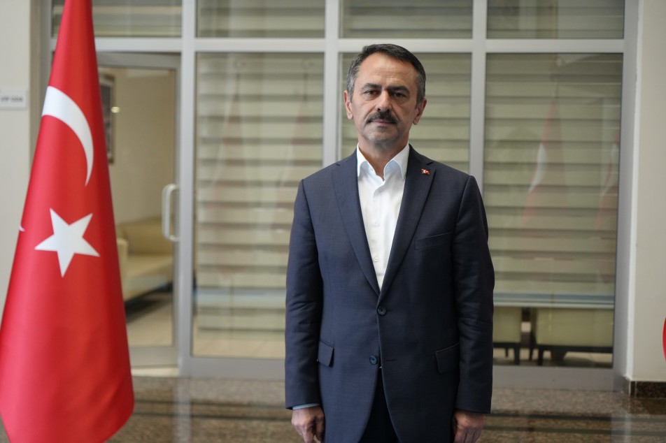 Kocaeli’de Bayram Mesaisi Başladı: Vali Aktaş Kamu Personeliyle Bayramlaştı