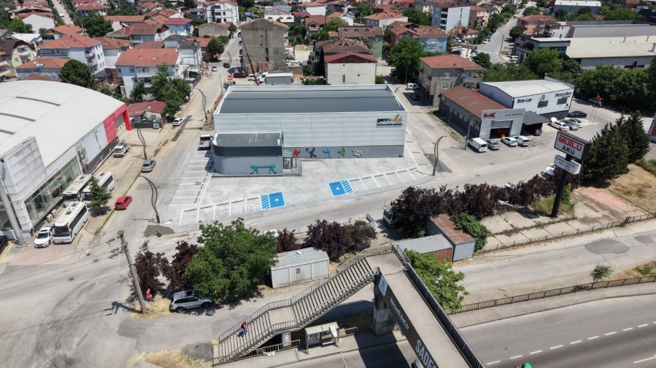Başiskele’nin Spor Vizyonuna Dev Yatırım: Genc-i Âlâ Kapalı Spor Salonu Açılışa Hazırlanıyor