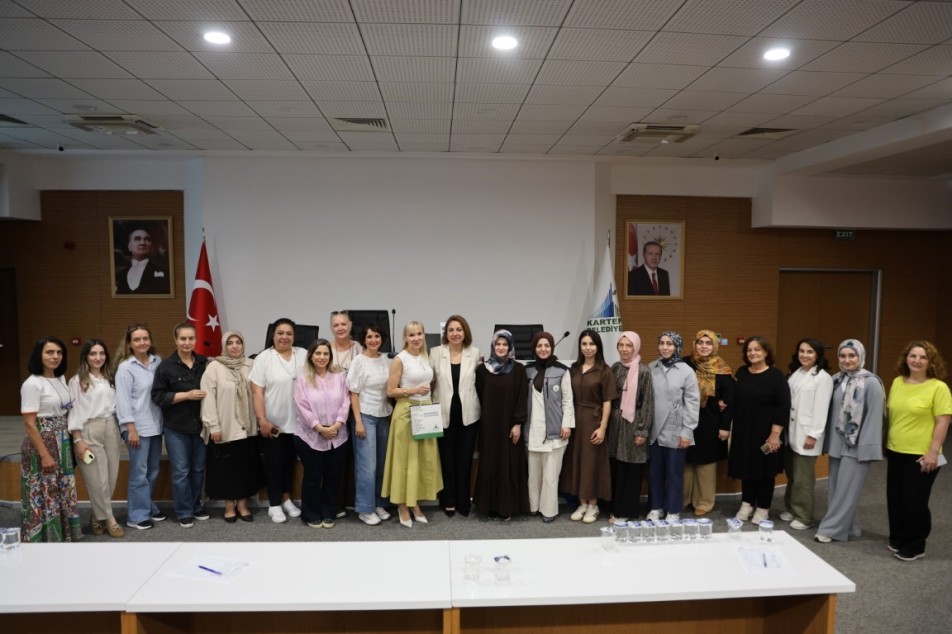 Kartepe Belediyesi’nde Personele Stresle Başa Çıkma Yöntemleri Anlatıldı