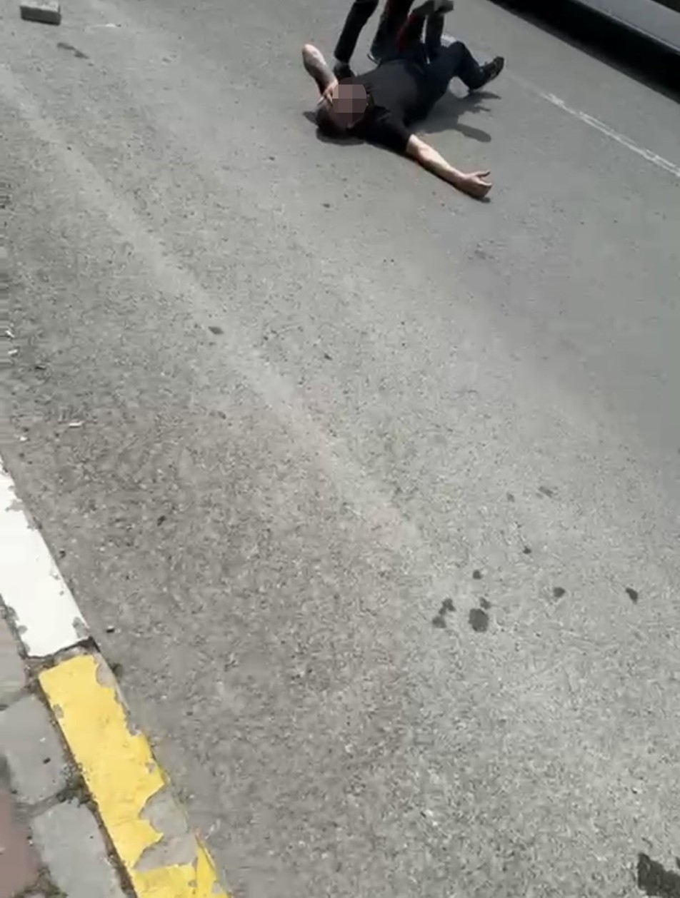 Gebze Adliyesi Önünde Silahlı Dehşet: 1 Yaralı, 1 Şüpheli Yakalandı