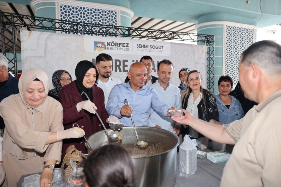 Körfez’de Bereketli Buluşma: 4 Bin Vatandaşa Aşure İkram Edildi