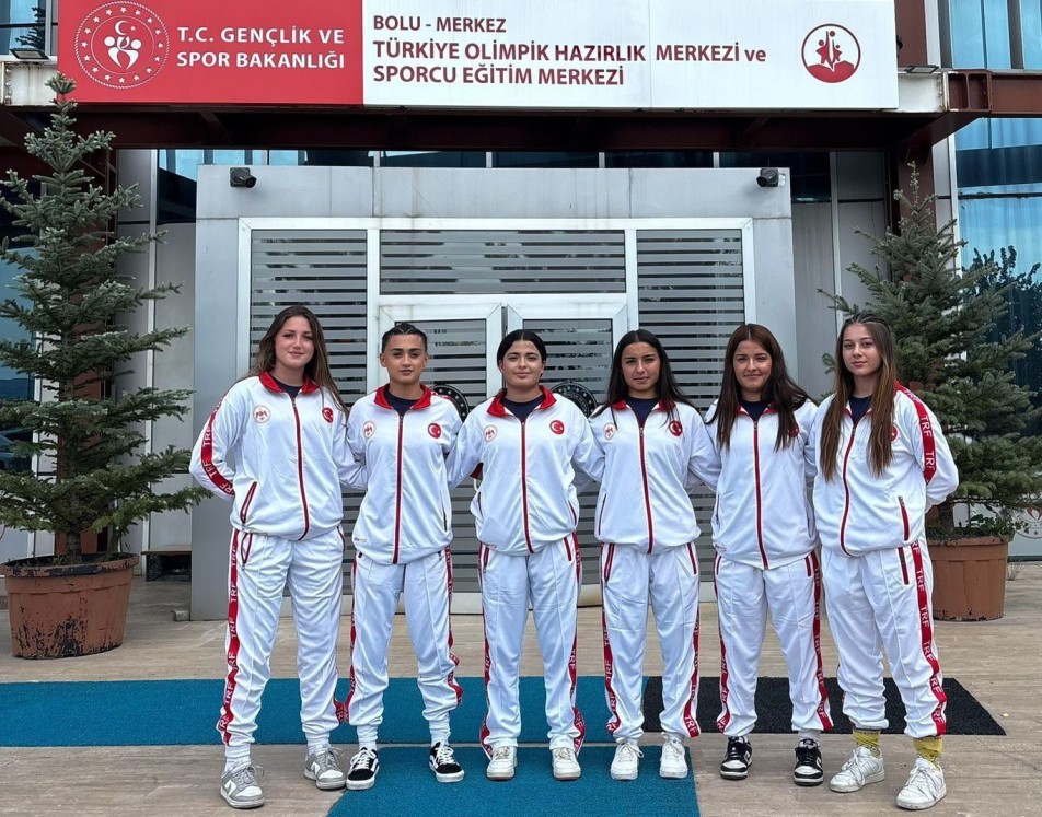 Körfez Gençlerbirliği'nden Ragbi Milli Takımı'na Büyük Çıkarma: U18 Kampına 8 Sporcu