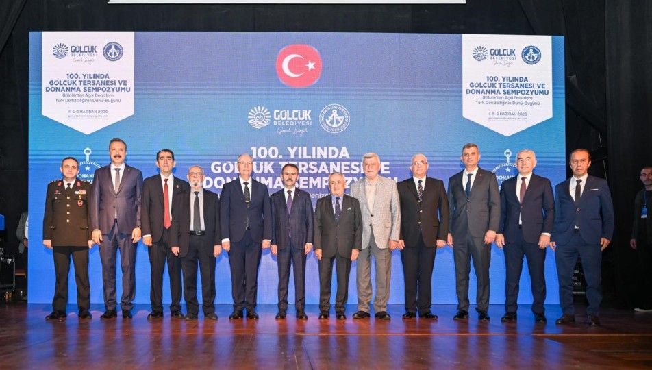 Asırlık Gurur Sözcüklere Döküldü: 100. Yılında Gölcük Tersanesi ve Donanma Sempozyumu Başladı