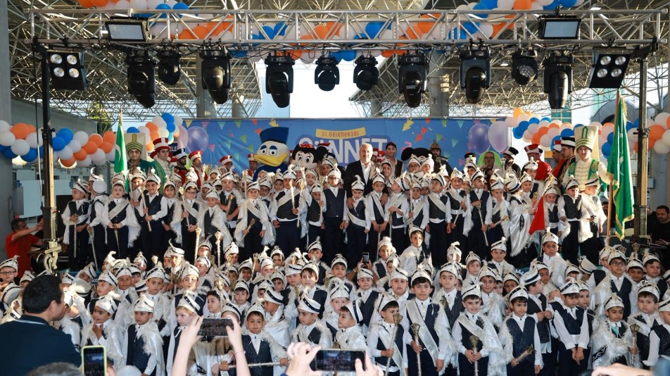 Gebze 31. Geleneksel Sünnet Şöleninde Çocuklar Doyasıya Eğlendi
