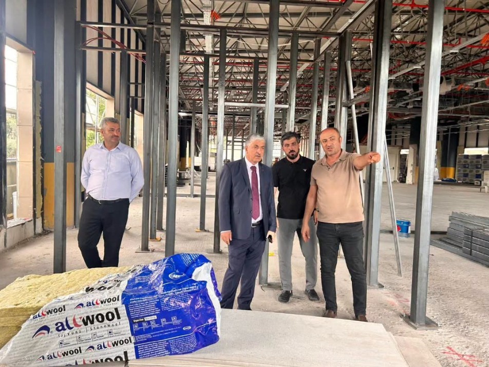 Dilovası’nın Yeni Belediye Binası Yükseliyor: Başkan Ömeroğlu İnşaatı Yerinde İnceledi