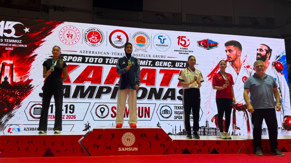 Kağıtspor'dan Bir Haftada 10 Türkiye Şampiyonluğu ve Dünya Vizesi