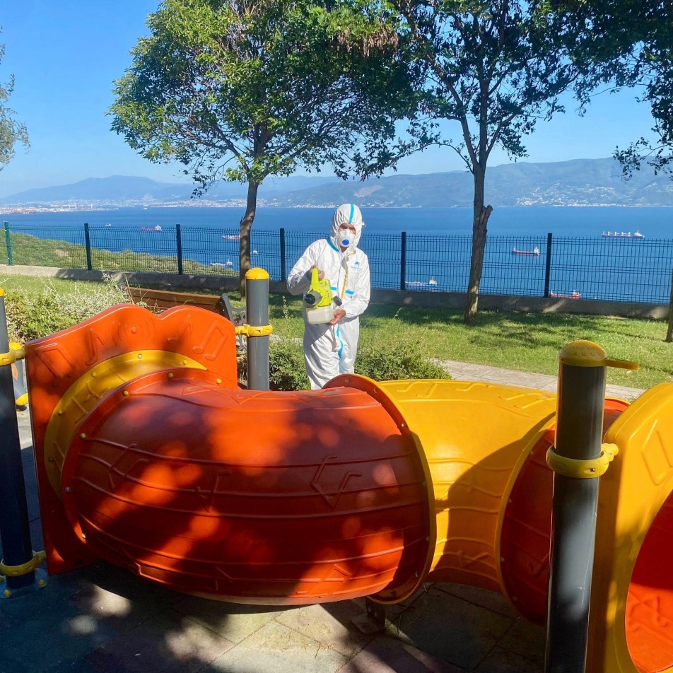 Körfez'deki Çocuk Parkları Dezenfekte Ediliyor