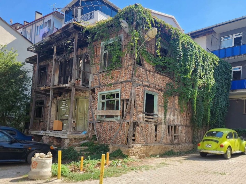 Tarihi Miras Kütüphane Olarak Yeniden Hayat Bulacak: İhale Tarihi Belli Oldu