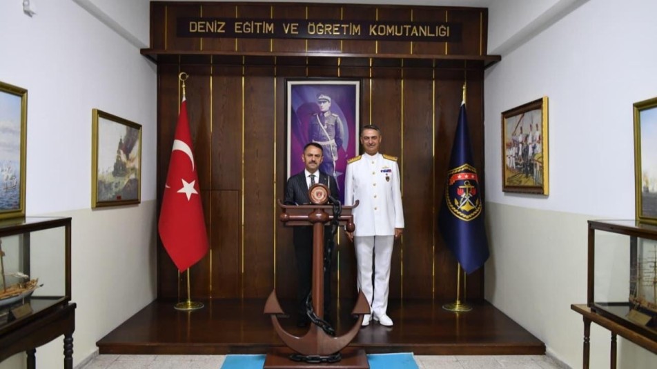 Vali Aktaş'tan Tümamiral Darcan'a hayırlı olsun ziyareti