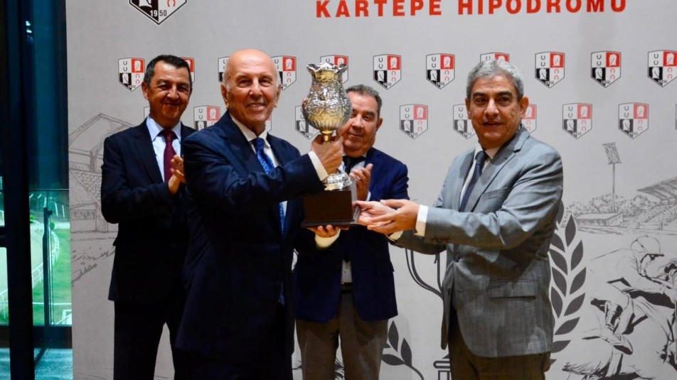 Kocaeli Vali Koşusunun Galibi "Taşkent" oldu