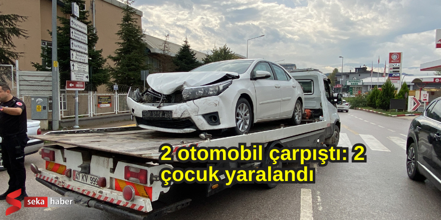 2 otomobil çarpıştı: 2 çocuk yaralandı