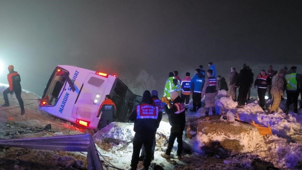 Bingöl'de Yolcu Otobüsü Devrildi: Ölü Sayısı 5'e Yükseldi