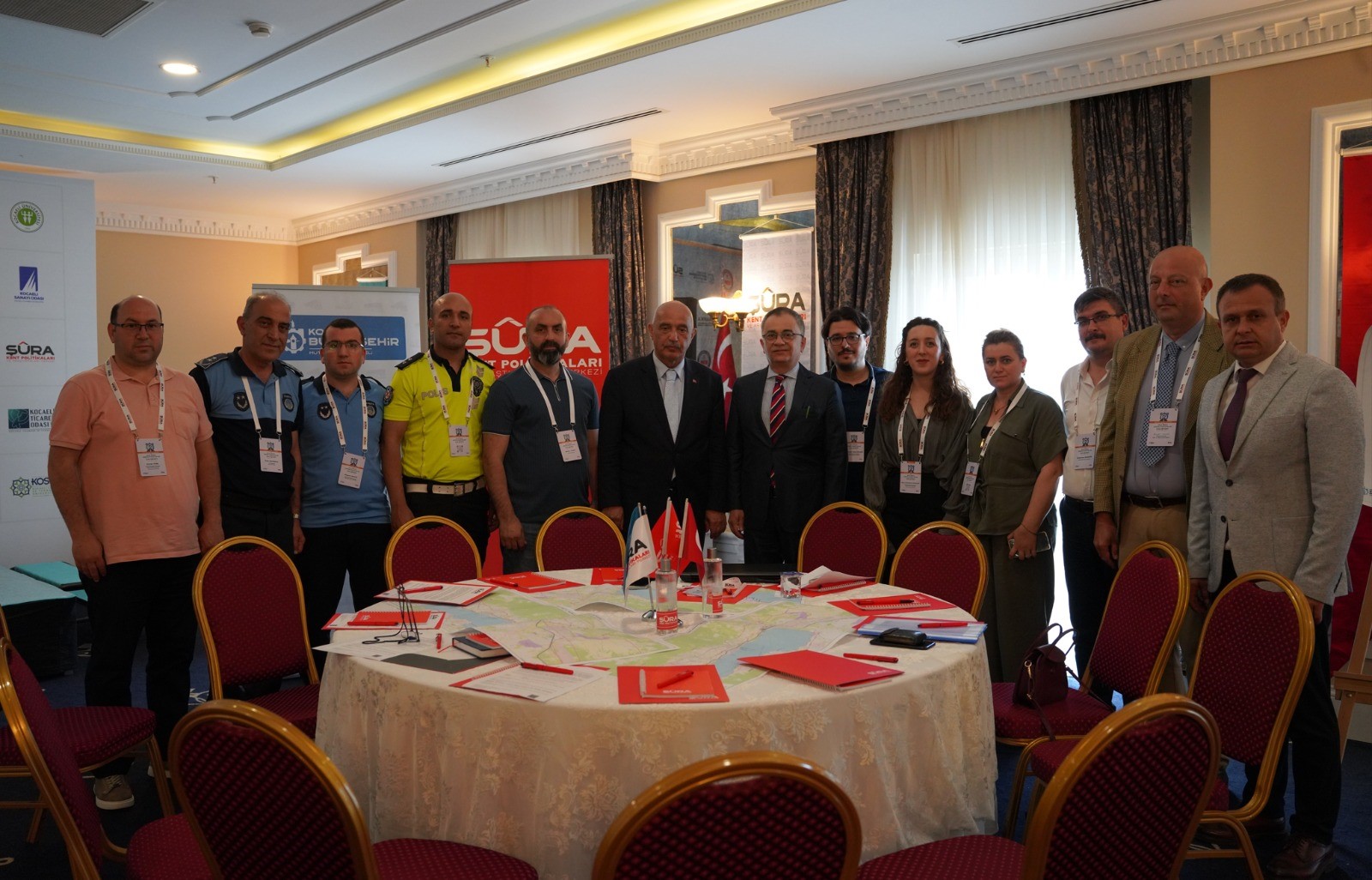 Trafik sorunlarına çözüm çalıştayı yapıldı