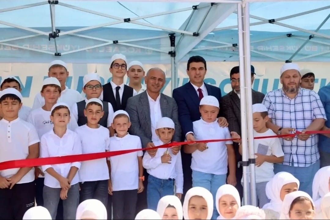 70 Öğrenciye Hem Kur’an Sertifikası Hem Bisiklet Sürprizi