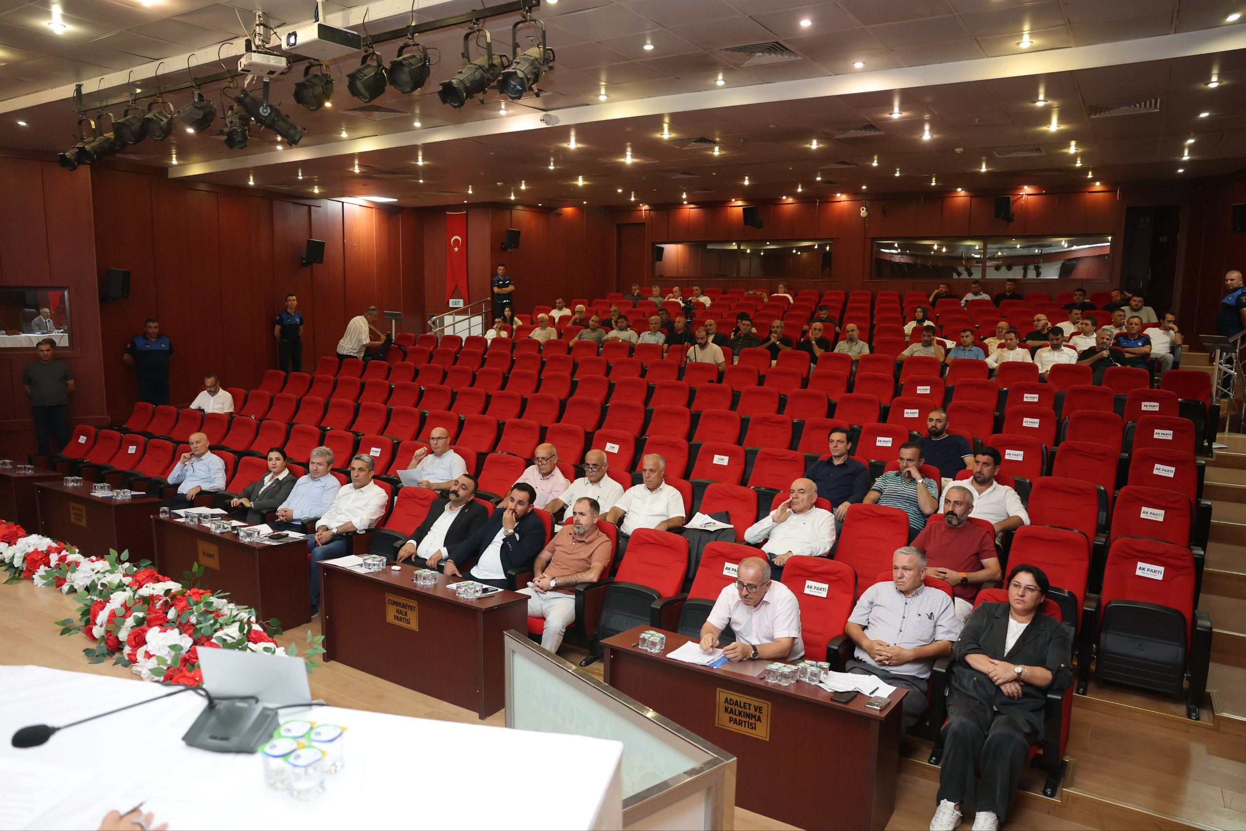 Çayırova Meclisi’nden Asfalt Robotu Kararı