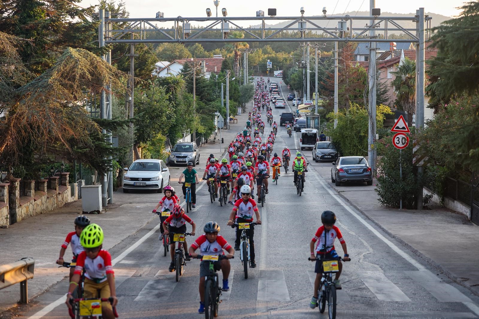 Kocaeli’de Pedal Şöleni: Turizm ve Bisiklet Festivali Başladı