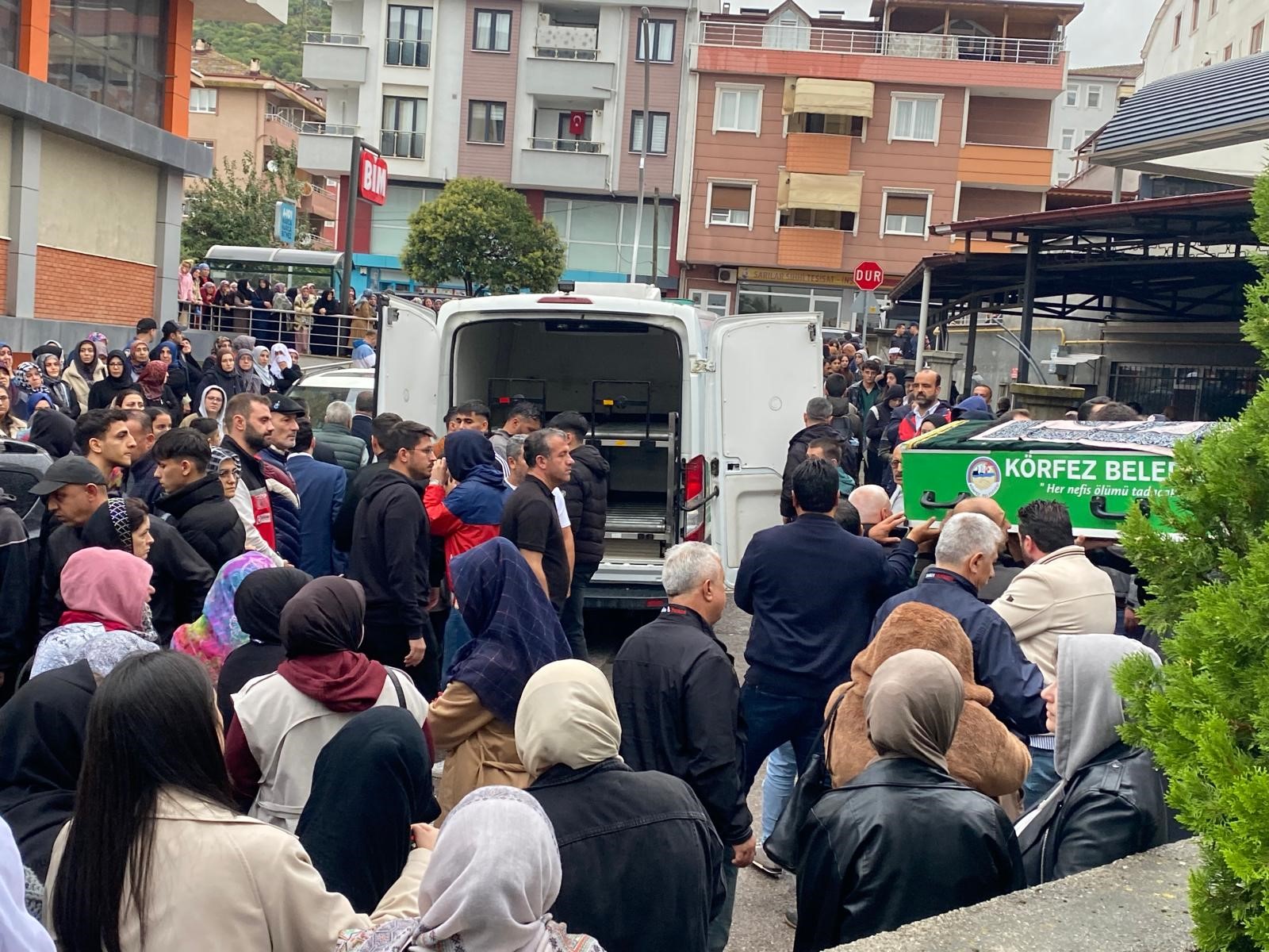 Kocaeli, 17 yaşındaki Kadir’e ağladı
