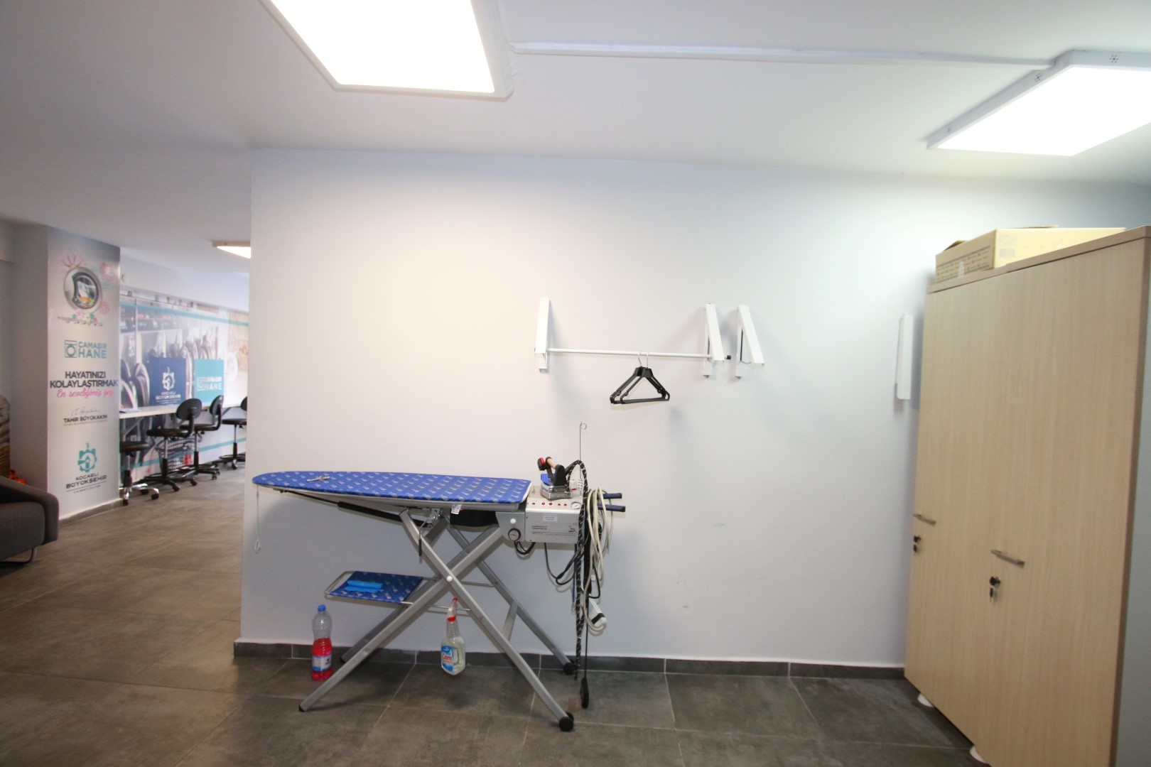 Üniversitelilere ücretsiz çamaşırhane hizmeti