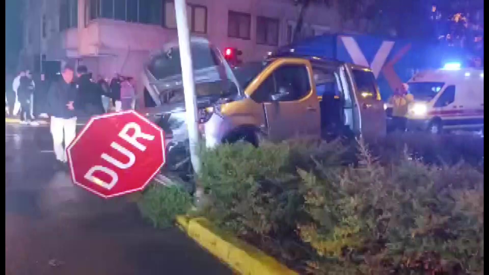 Karamürsel’de zincirleme kaza: 7 kişi yaralandı