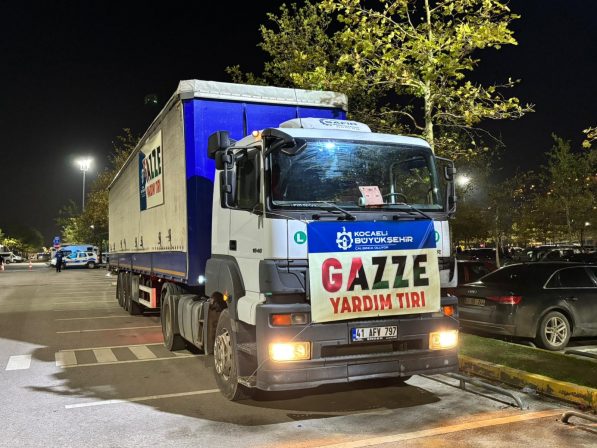 Kocaeli’den Gazze’ye yardım tırları yola çıktı
