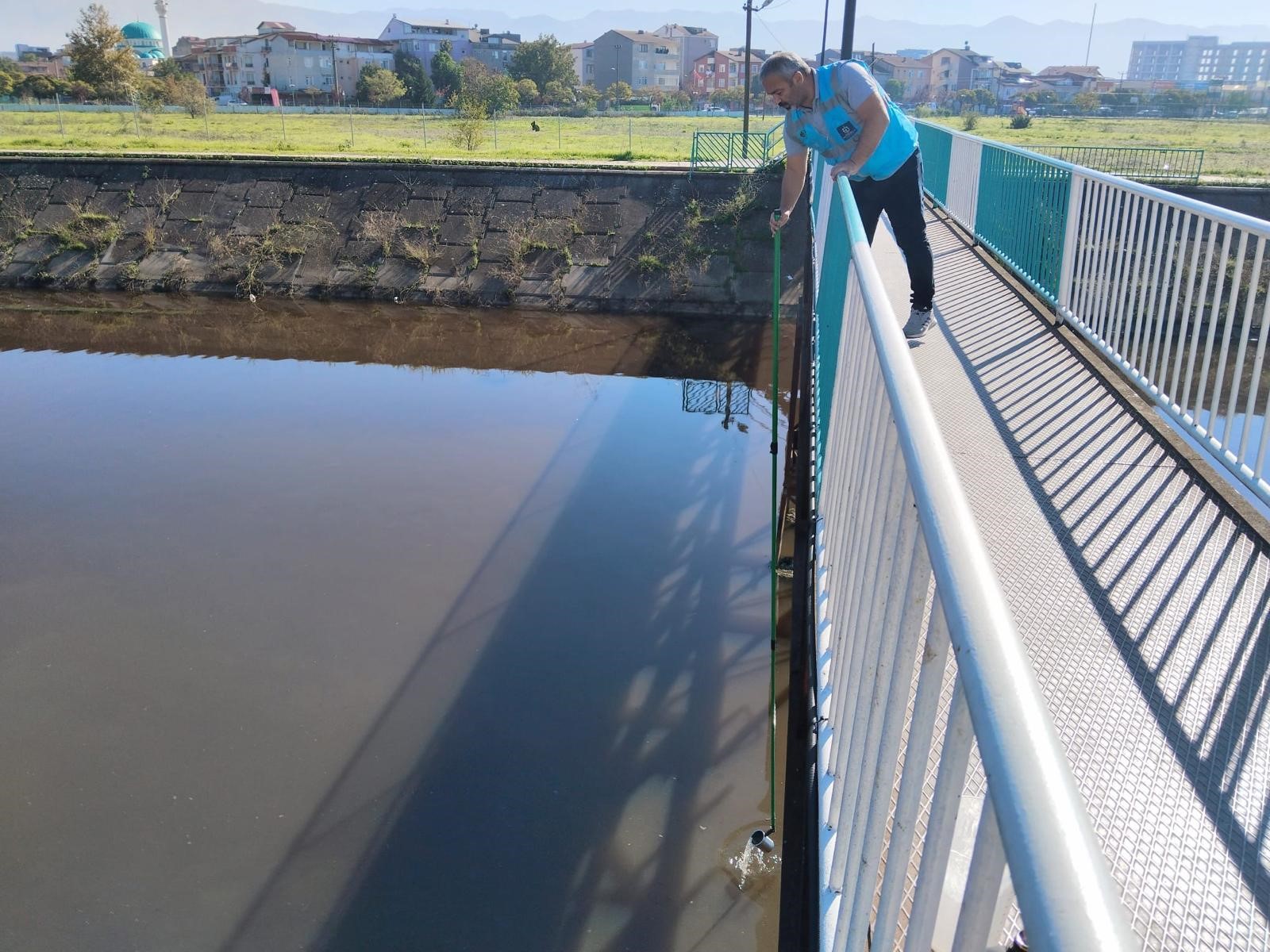 İzmit Körfezi’nde su kalitesi anbean takip ediliyor