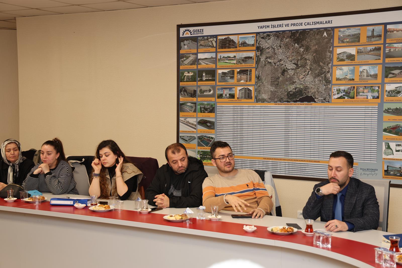 Yıldız Apartmanı süreci masaya yatırıldı: Başkan Büyükgöz mülk sahipleriyle görüştü