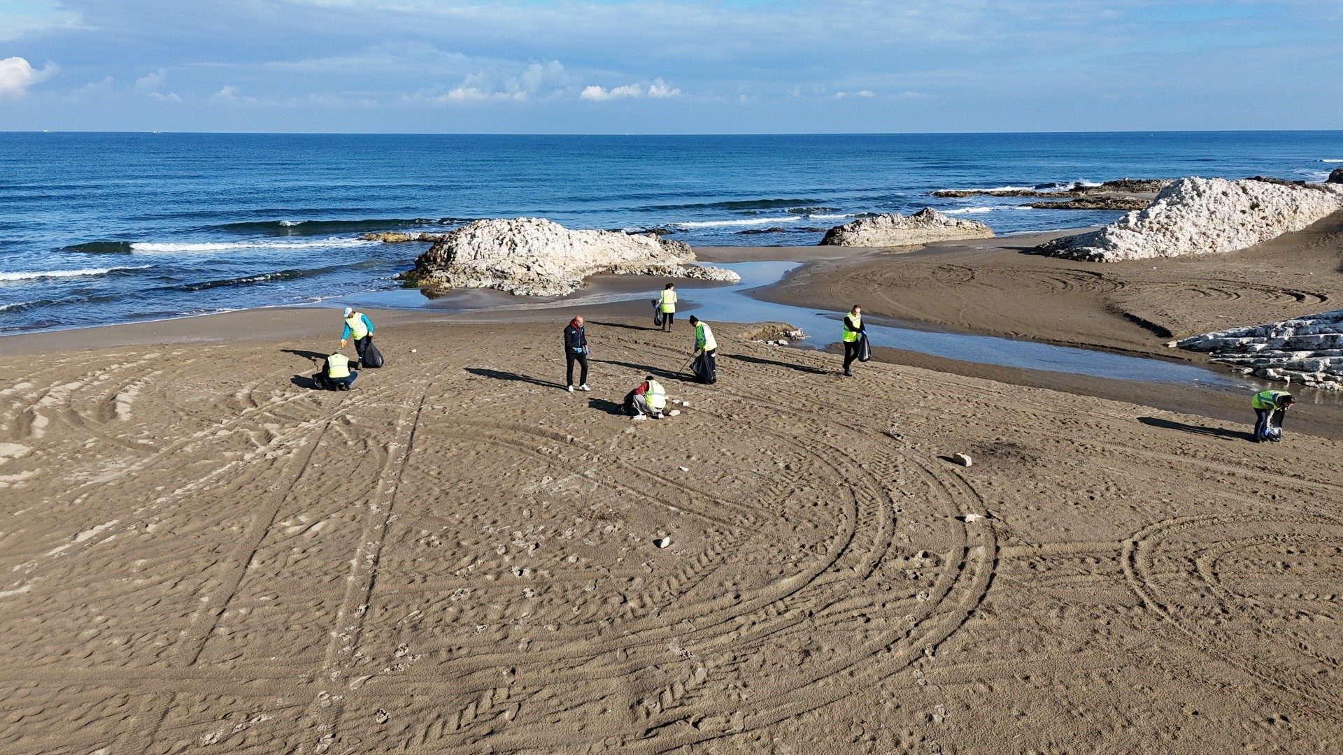 Deniz çöplerine karşı ortak mücadele sürüyor